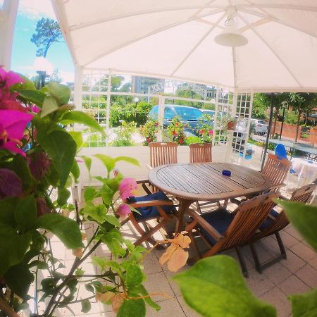 Splendid B&B Milano Marittima Bagian luar foto