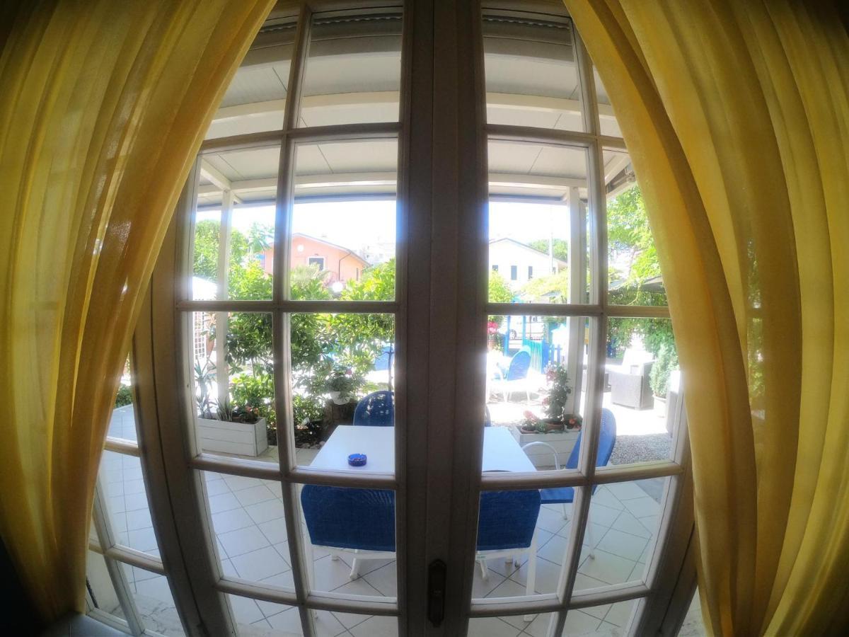 Splendid B&B Milano Marittima Bagian luar foto