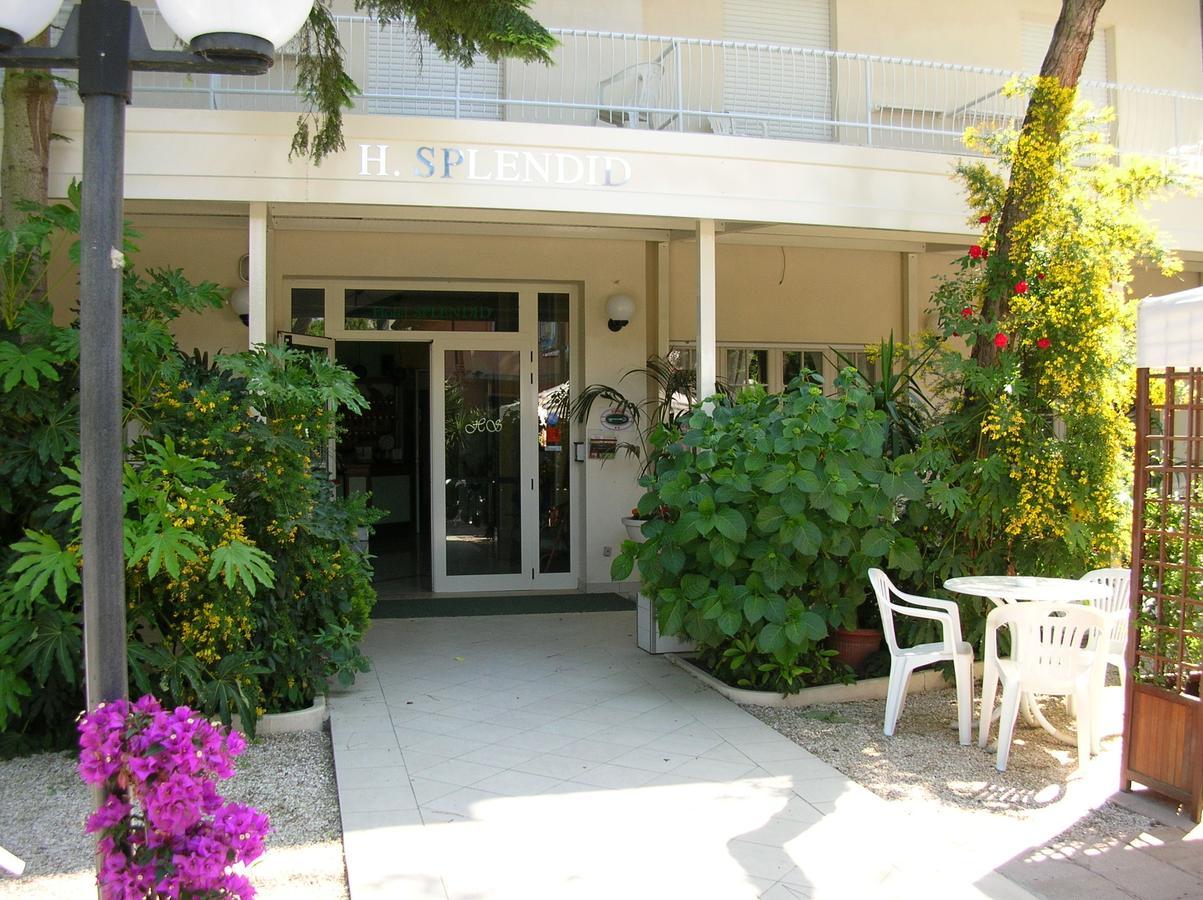 Splendid B&B Milano Marittima Bagian luar foto