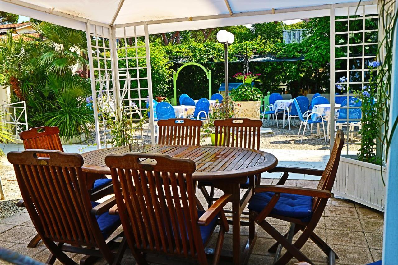 Splendid B&B Milano Marittima Bagian luar foto